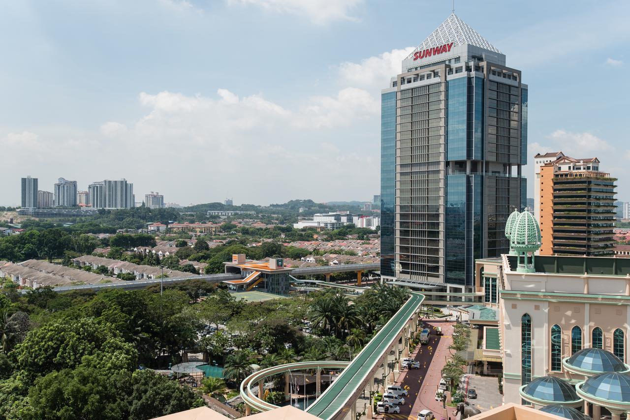 W Studio Resort Suites Petaling Jaya Exterior photo